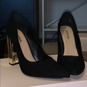 Black and gold faux sede chunk heels